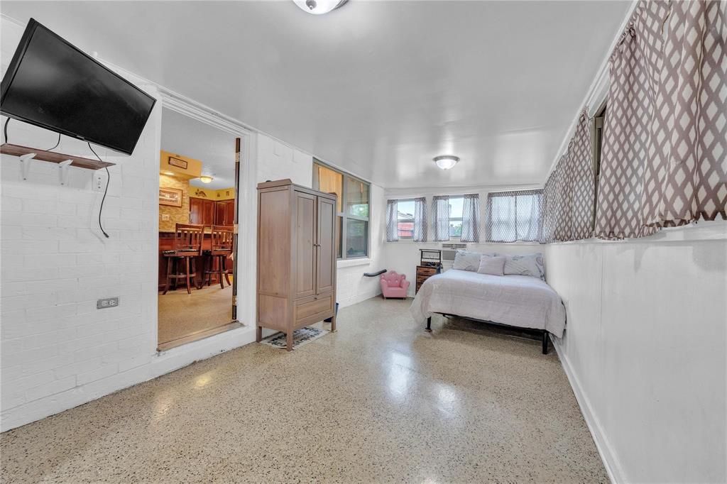 FOSTER VILLAGE ADDITION - Residential