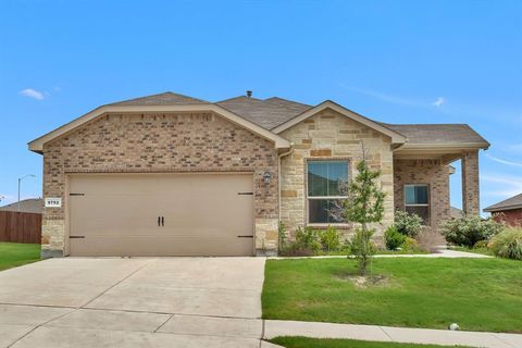 9752 New Bern Drive Fort Worth TX 76108