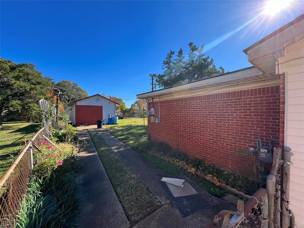 Southern Terrace - Residential