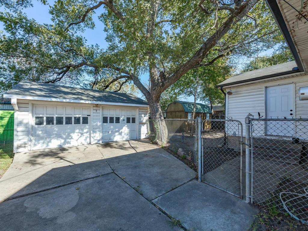 O T Ennis - Residential