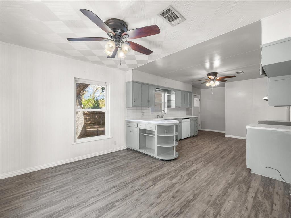 O T Ennis - Residential