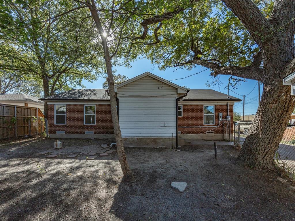 O T Ennis - Residential