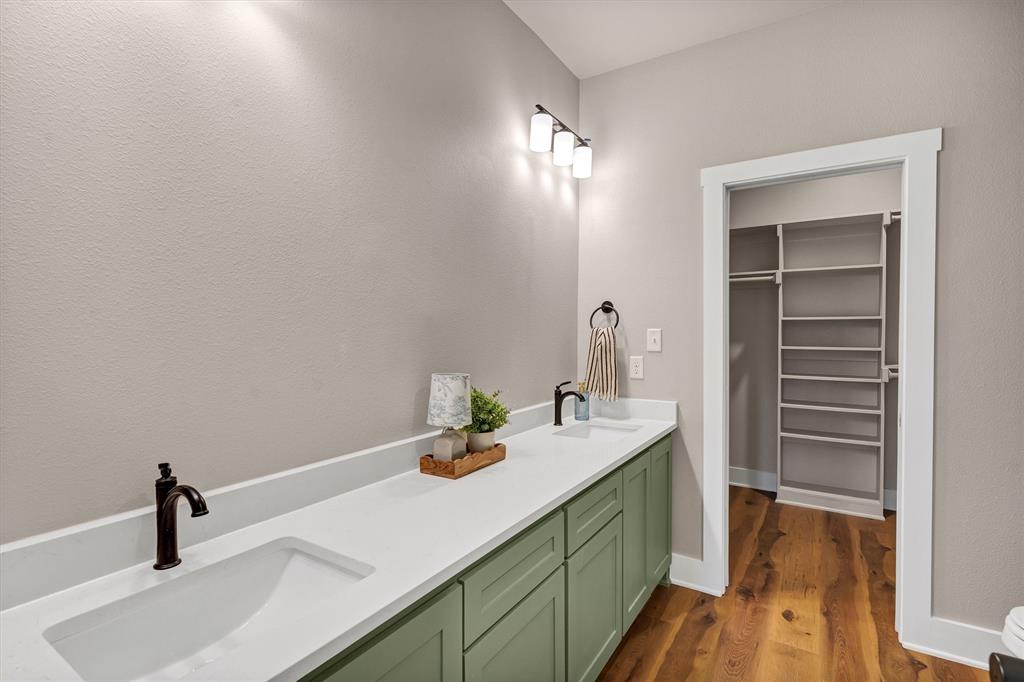 Western Hills Harbor - Residential