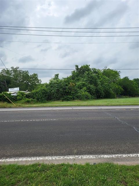 3527 E Belknap Street Fort Worth TX 76111