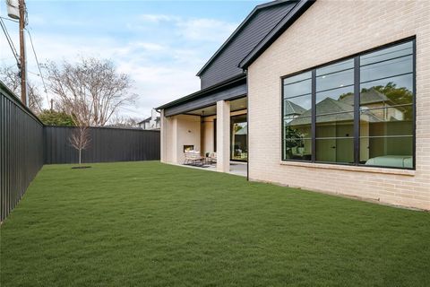 Tiny photo for 4015 Rochelle Dr, Dallas, TX 75220 (MLS # 21101008)