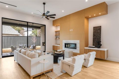 Tiny photo for 4015 Rochelle Dr, Dallas, TX 75220 (MLS # 21101008)