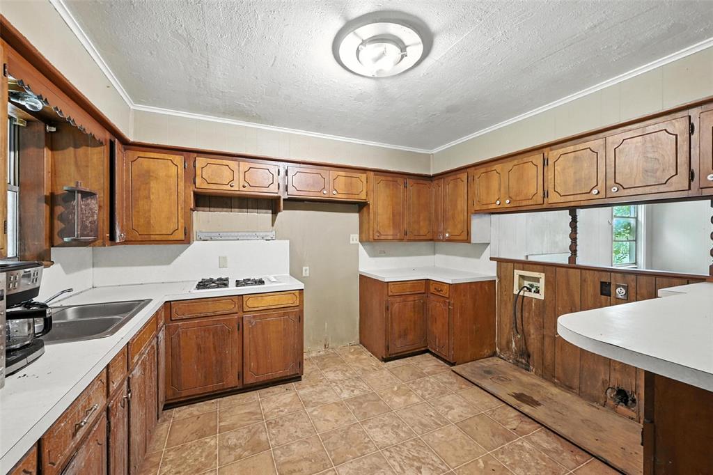 Crawford James - Residential