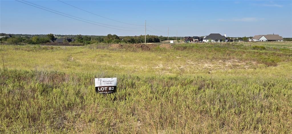 Photo of 136 Fan Mill Trail, Weatherford, TX 76085 (MLS # 21409192)
