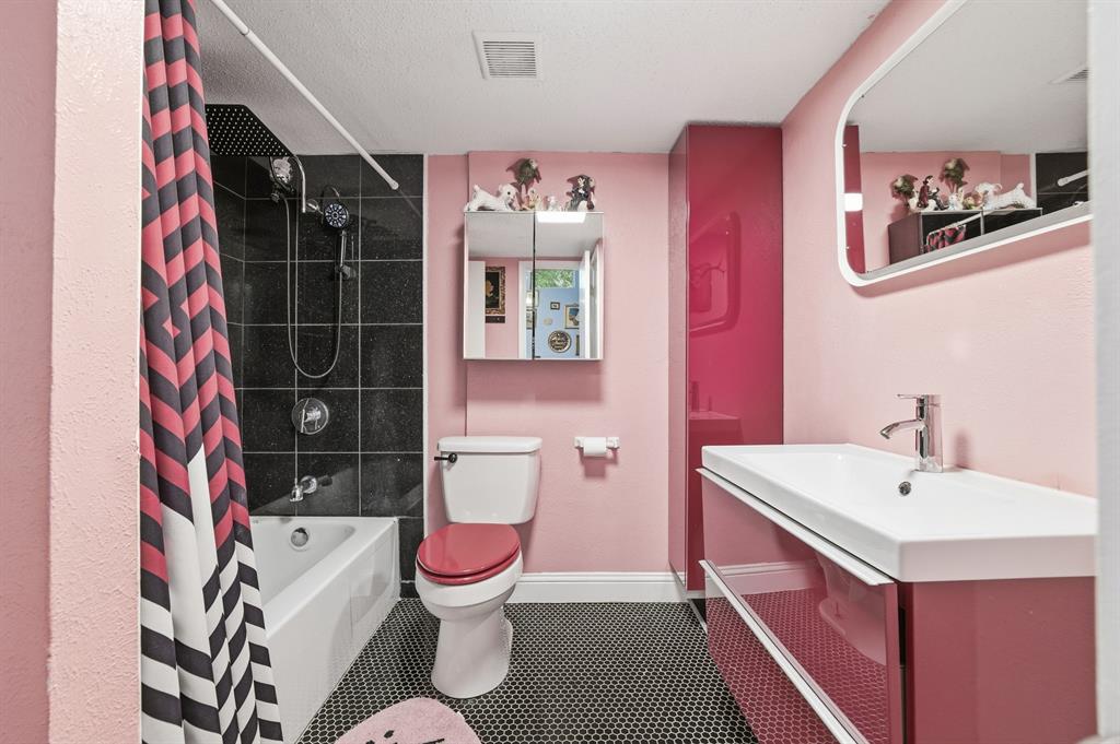 Camelot Sec 03 - Residential