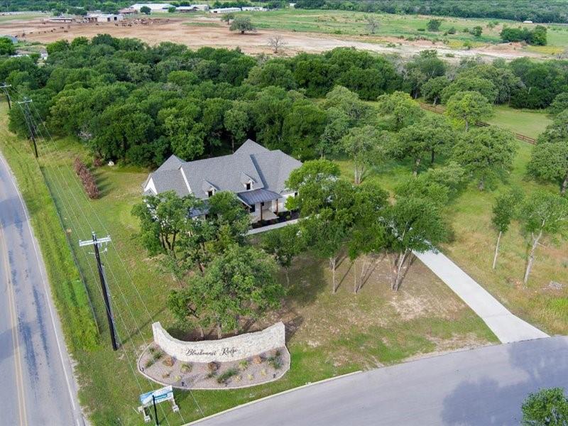 1001 Bluebonnet Ridge