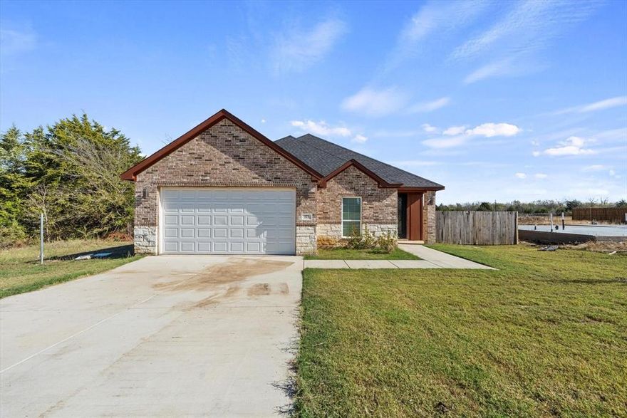Lakeside community new build. Looking to build your new home within walking distance to the lake? Look no further! This 4 bed 2 bath brick and stone homes is nestled in a private community with a fishing dock. Home features granite countertops, walk in closets, luxury vinyl flooring and a covered patio. Space, space, space in this open concept floor plan. So much bang for your buck in this house, Just a short drive to Greenville or Rockwall. Only an hour drive from  Dallas love field.

Builder including a 1-2-10 Warranty