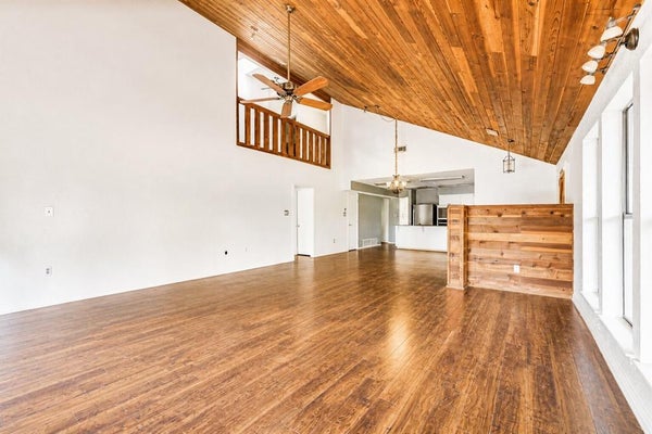 7425 US 287 HWY, ARLINGTON, TX 76001 - Image fefef8203f9ebd732f7f93e663fdb50b/3204188881