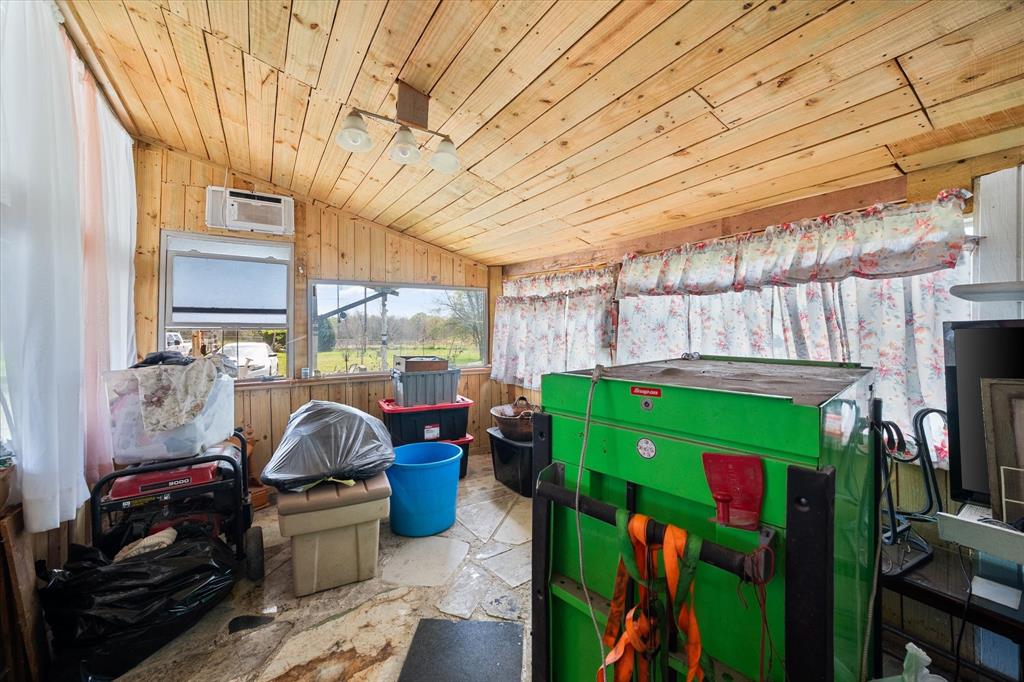 Hideout - Residential