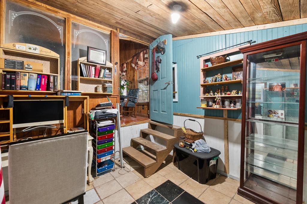 Hideout - Residential