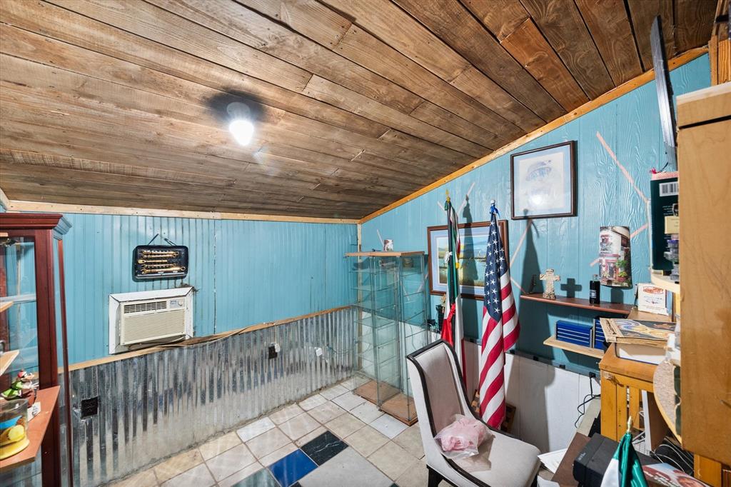 Hideout - Residential