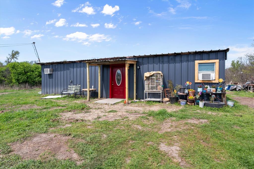 Hideout - Residential