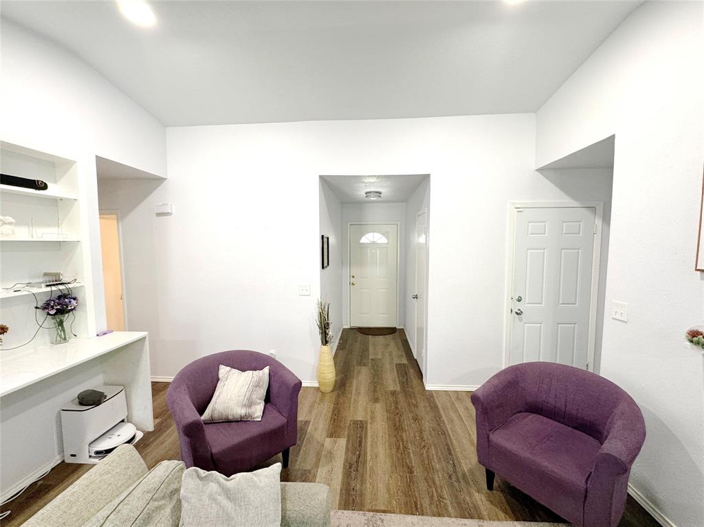 2922 Golden Meadow Drive