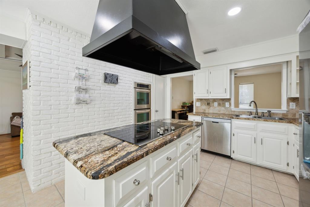 RIDGEWOOD PARK 7 - Residential