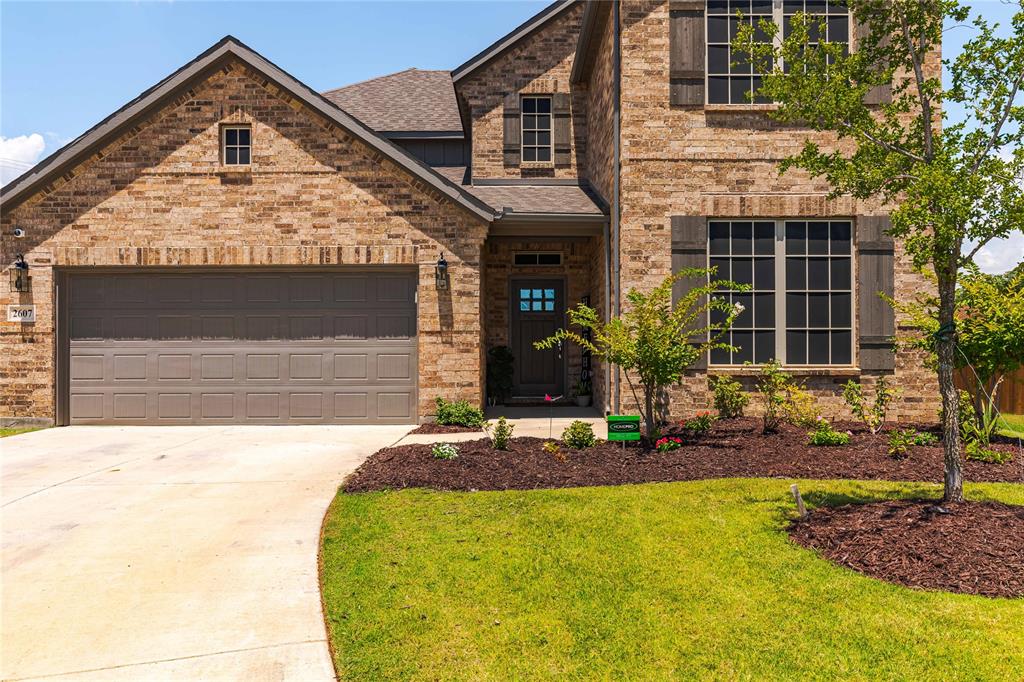 2607 Dakota Circle