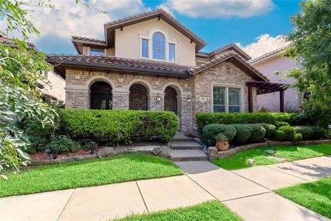 828 La Jolla Irving TX 75039
