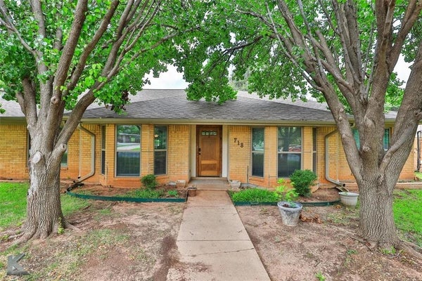 718 GREEN VALLEY DR, ABILENE, TX 79601 - Image ff0a131be02f71e1c9b371c2e2a2bd91/4261807770