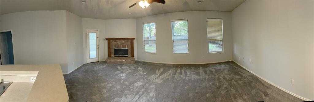 Meadows Of Roanoke Ph I - Residential Lease