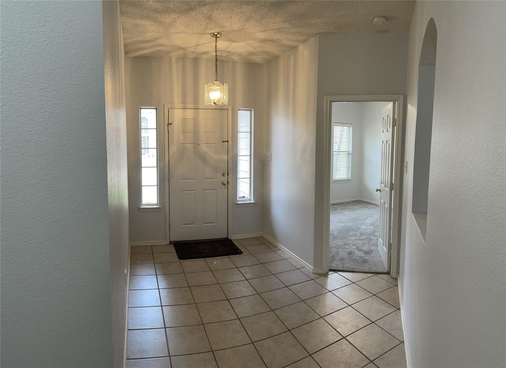 Meadows Of Roanoke Ph I - Residential Lease