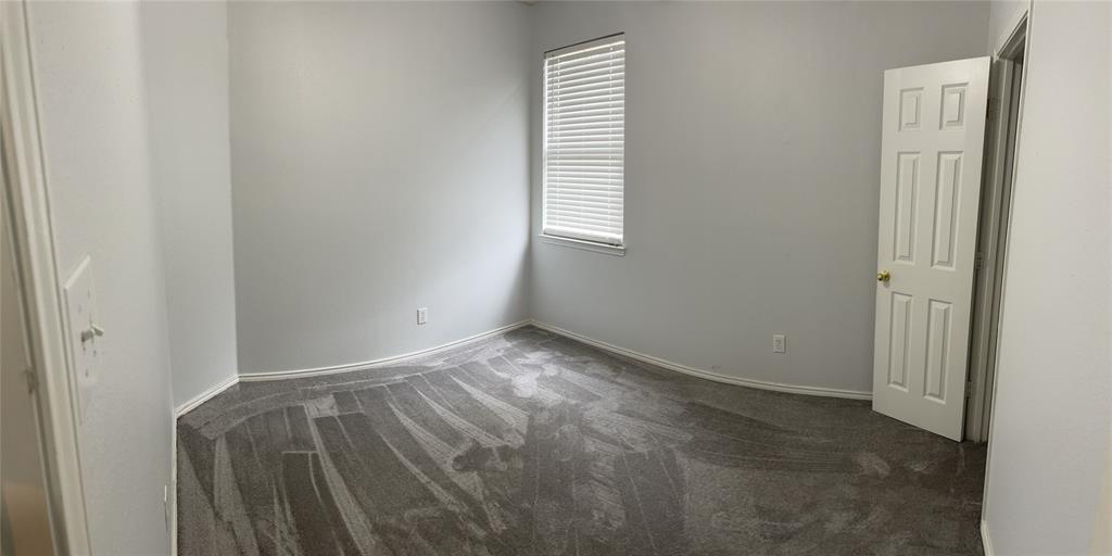 Meadows Of Roanoke Ph I - Residential Lease