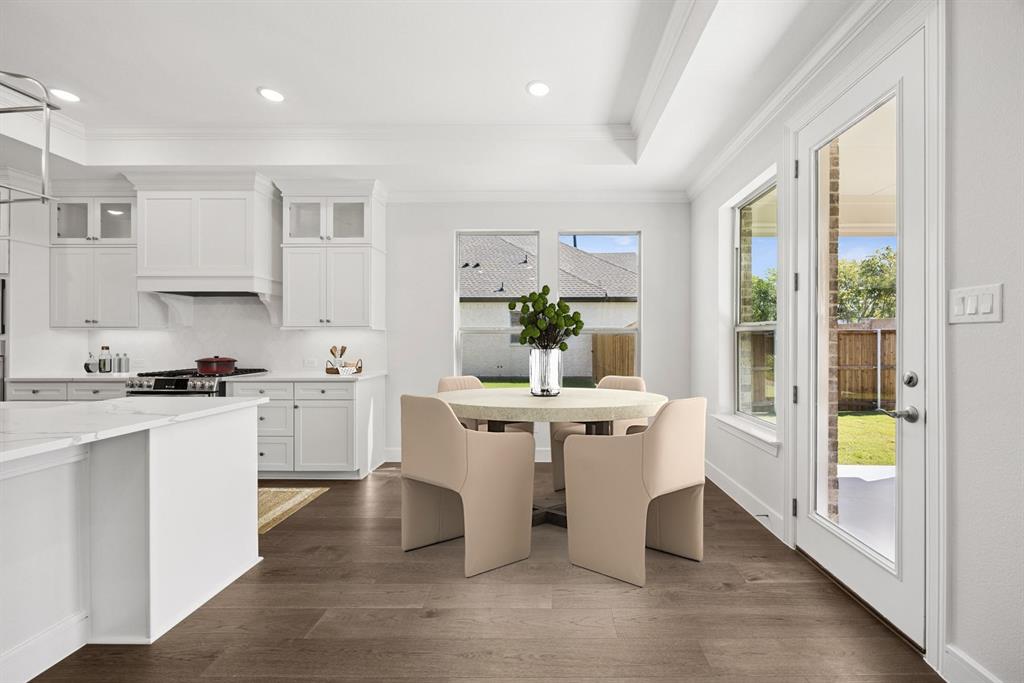 Lincoln Pointe - Residential