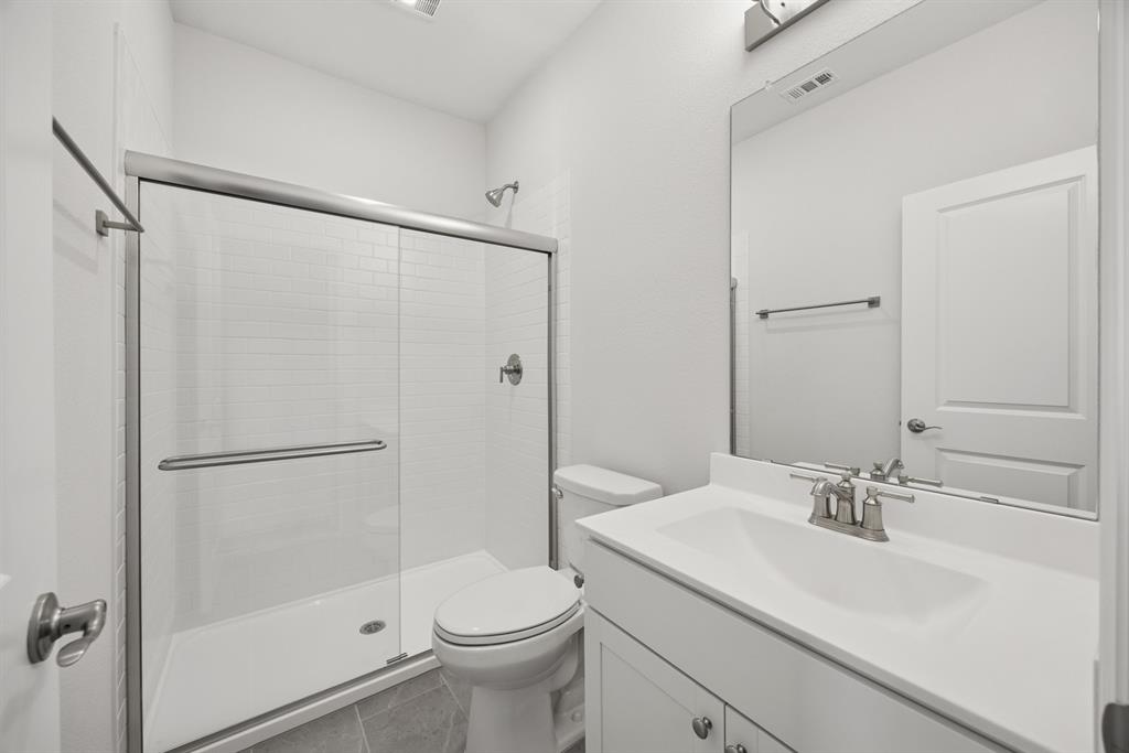 Lincoln Pointe - Residential