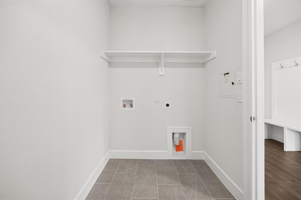 Lincoln Pointe - Residential