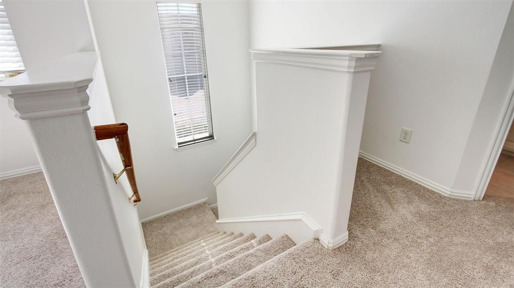 Chateaux Of Allen Twnhms The - Residential