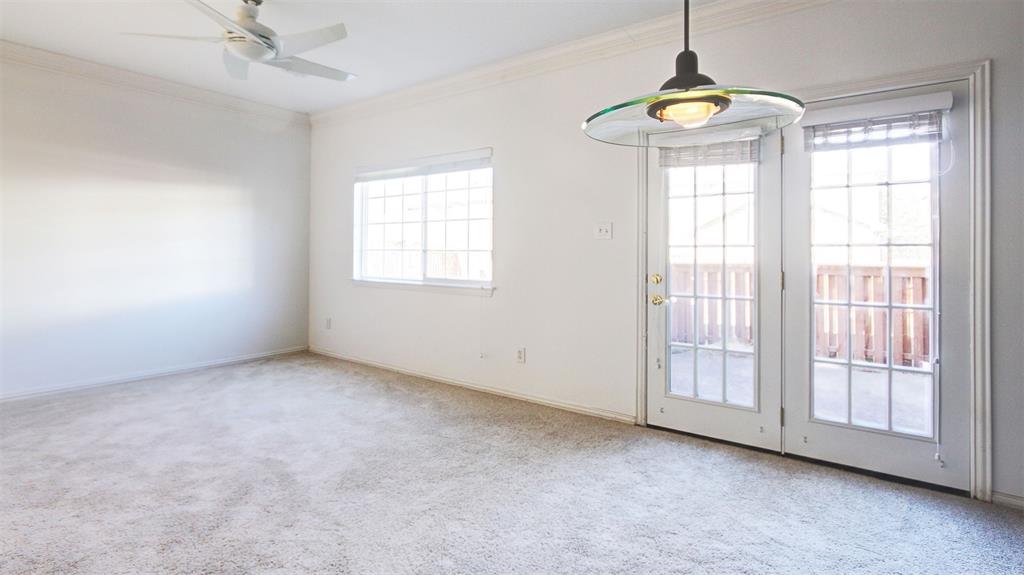 Chateaux Of Allen Twnhms The - Residential