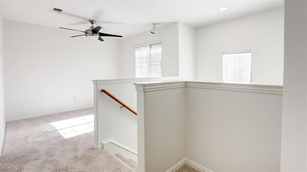 Chateaux Of Allen Twnhms The - Residential