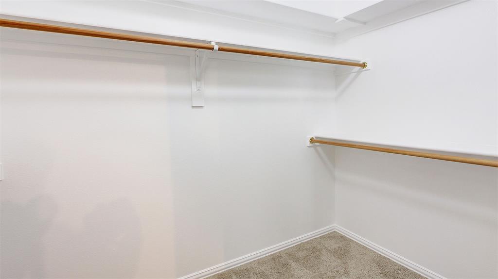 Chateaux Of Allen Twnhms The - Residential