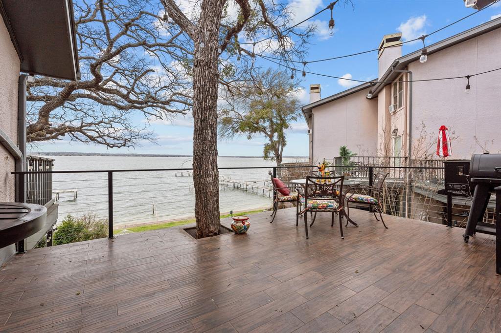 Chart House Condo The - Residential