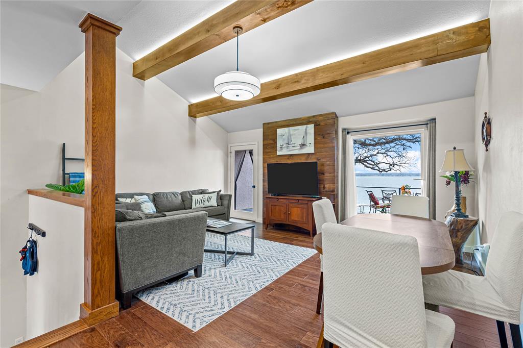 Chart House Condo The - Residential