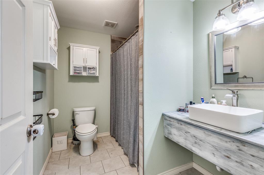 Twin Lakes - Residential