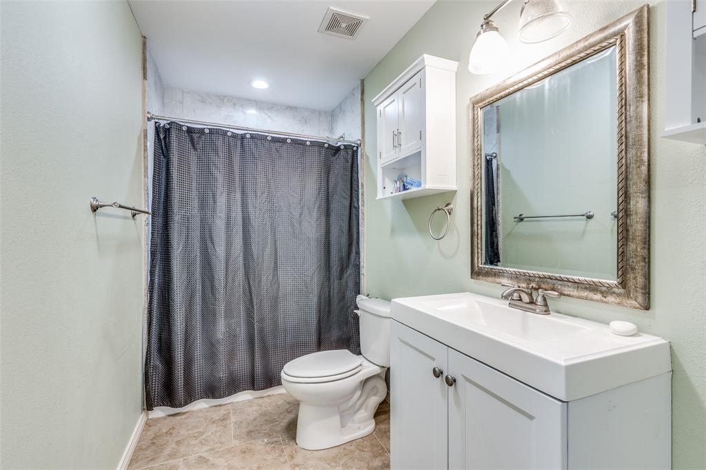 Twin Lakes - Residential