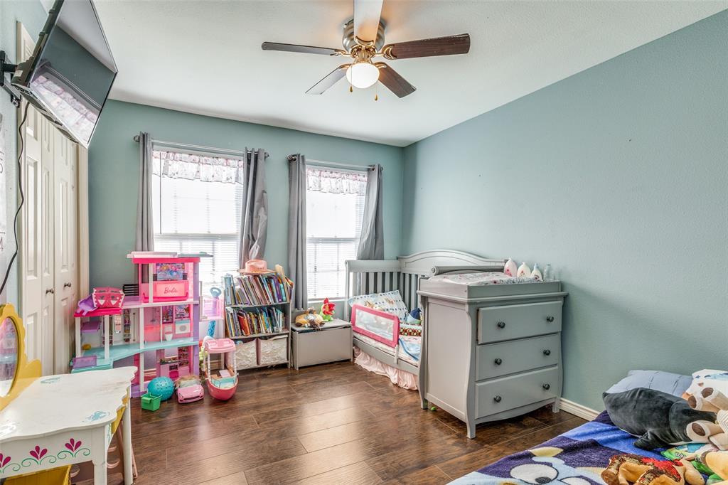 Twin Lakes - Residential