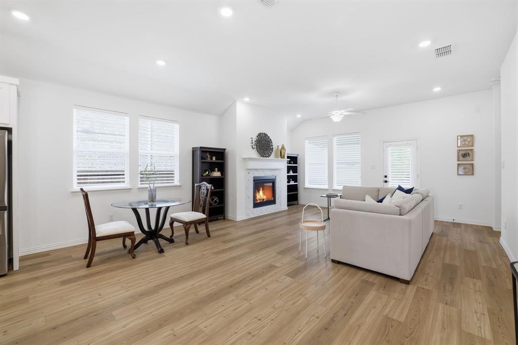 3419 Honeysuckle Hollow