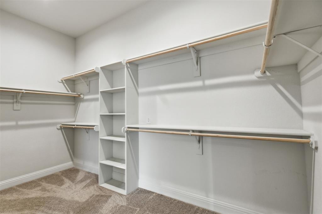 Live Oak Crk - Residential