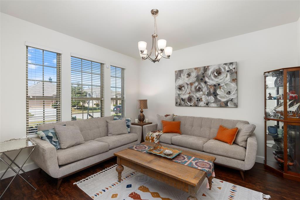 409 Rustic Oak Lane