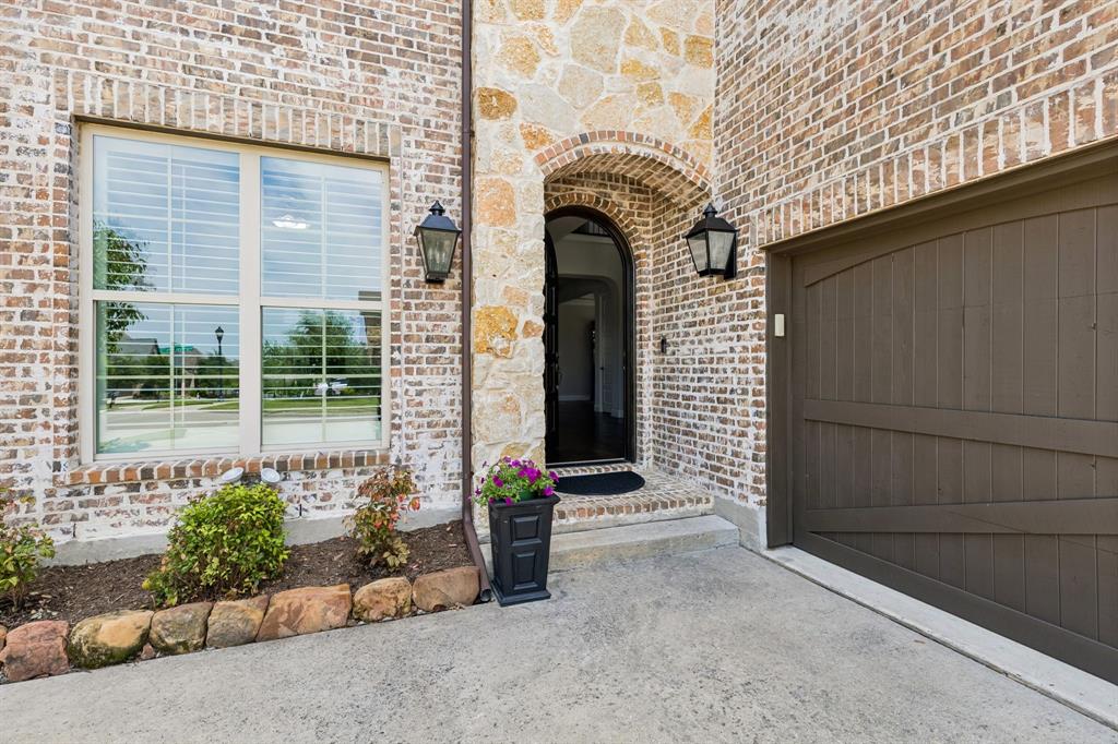 5588 Highflyer Hills Trail