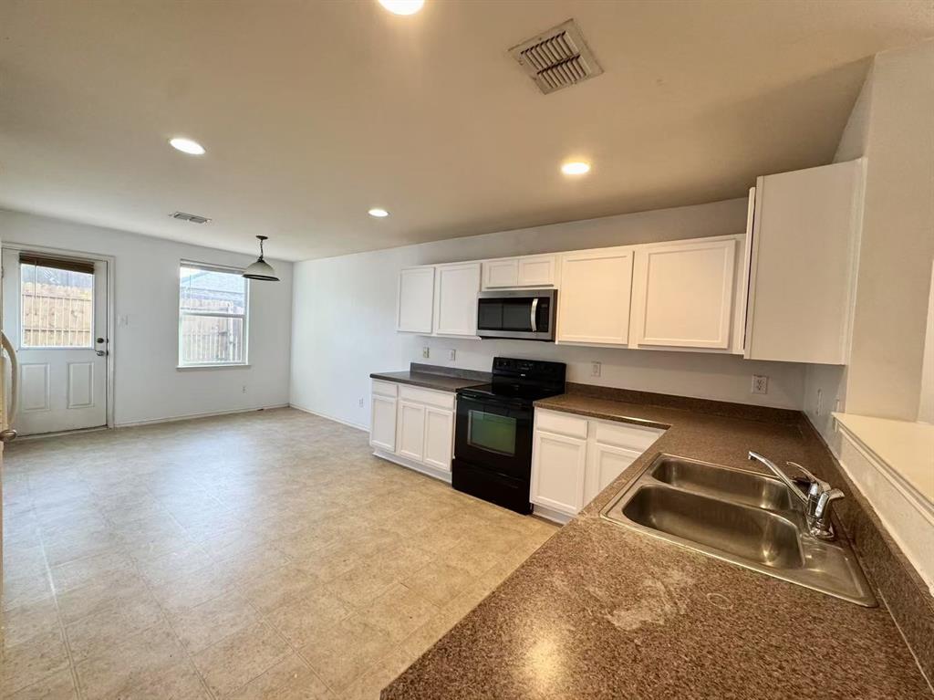 9832 Dartmouth Drive