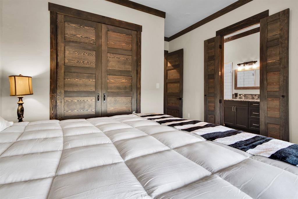 J Zepada A1232 - Farm