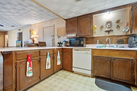 Tiny photo for 2828 Fairbrook Street, Irving, TX 75062 (MLS # 21196648)