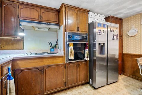 Tiny photo for 2828 Fairbrook Street, Irving, TX 75062 (MLS # 21196648)