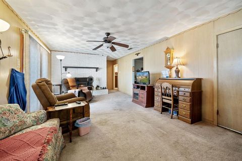 Tiny photo for 2828 Fairbrook Street, Irving, TX 75062 (MLS # 21196648)