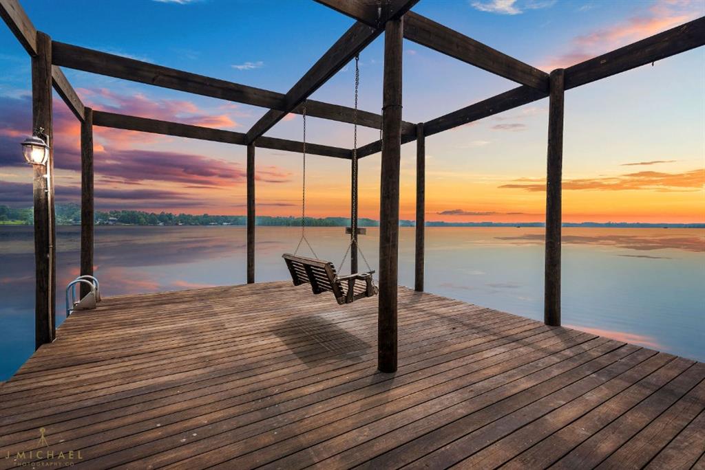 Bird Island - Residential